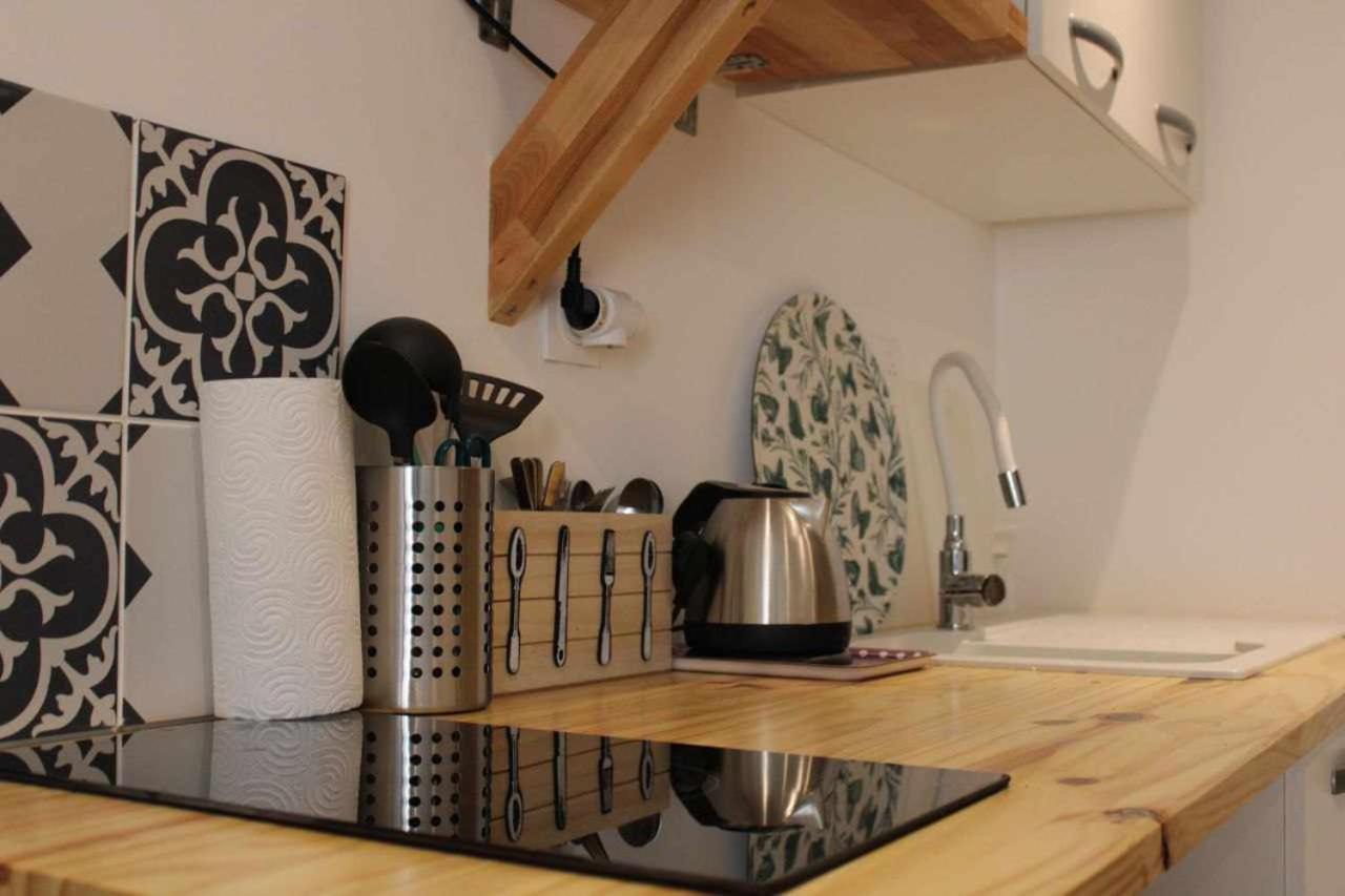 Logement Le Gabian Ampus Экстерьер фото